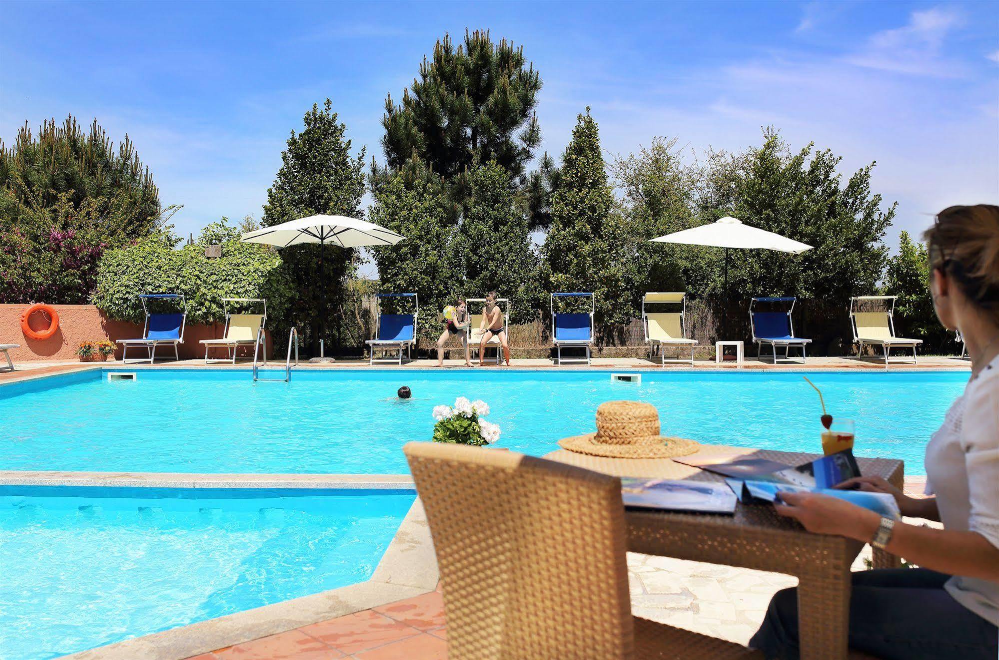 Pausania Inn تيمبيو باوسانيا المظهر الخارجي الصورة